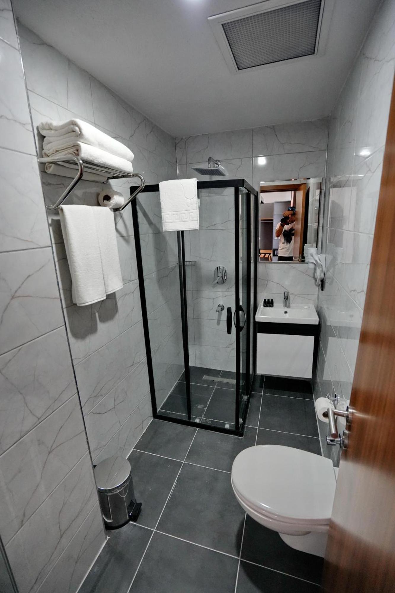 Shelton Airport Hotel Arnavutkoy Exterior photo
