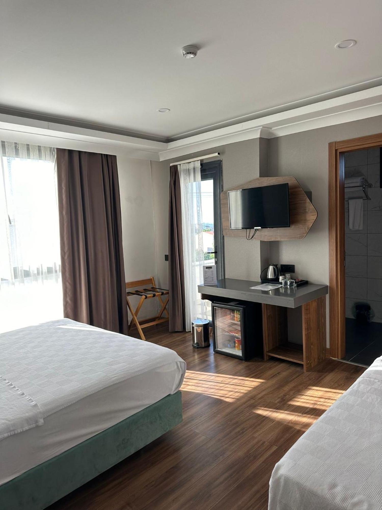 Shelton Airport Hotel Arnavutkoy Exterior photo